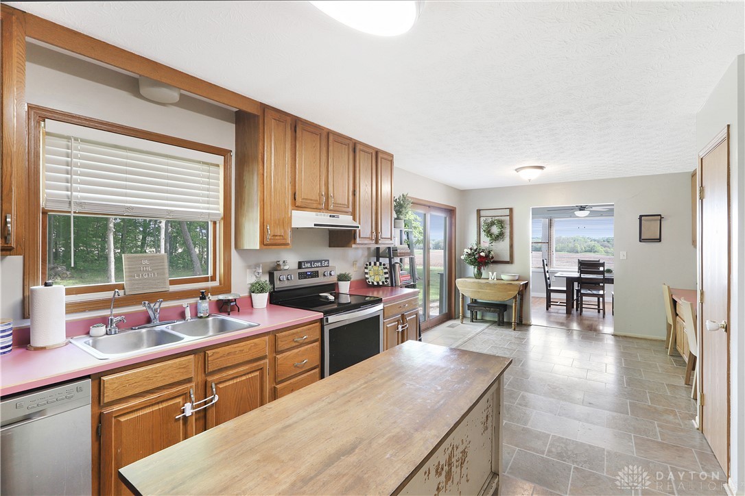 6589 Runkle Road St. Paris, OH 43072 - Photo 13 of 44 Gallery Image 13