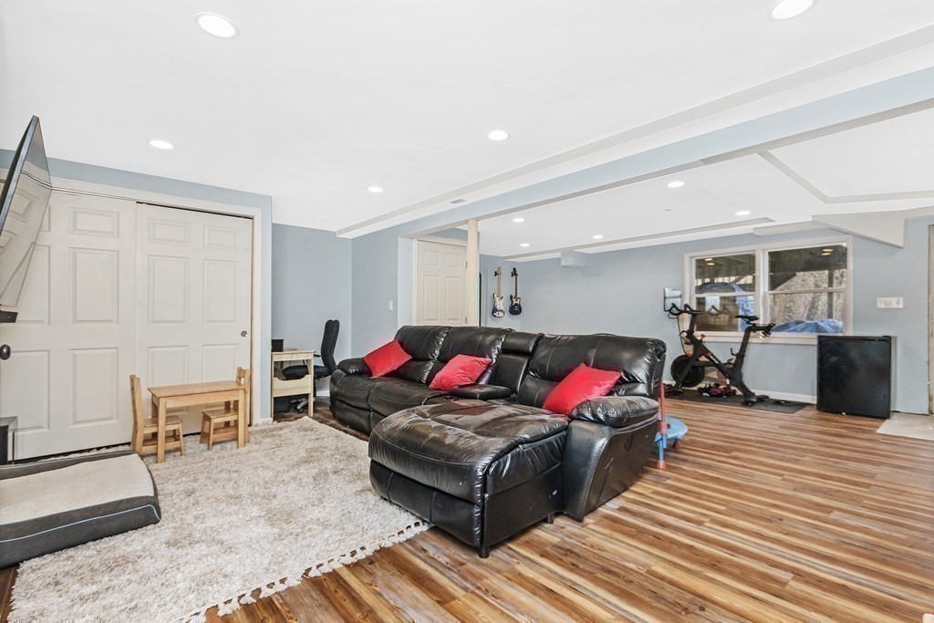 89 Leland Road Norfolk, MA 02056 - Photo 18 of 25 Gallery Image 18