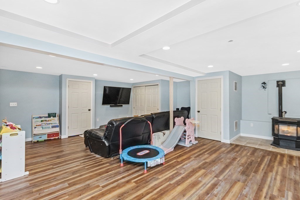 89 Leland Road Norfolk, MA 02056 - Photo 20 of 25 Gallery Image 20