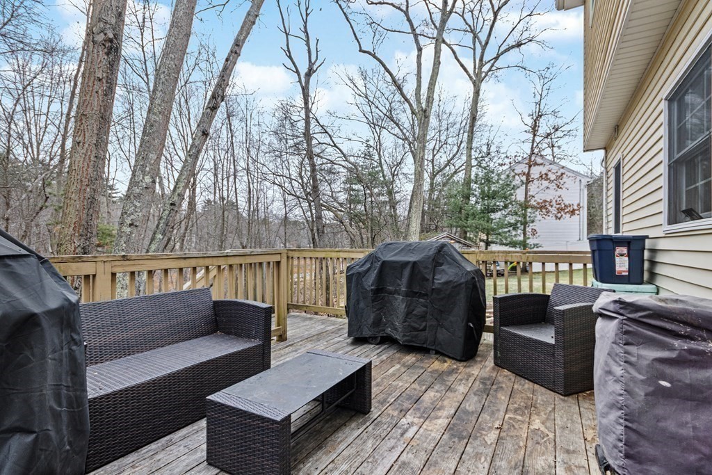 89 Leland Road Norfolk, MA 02056 - Photo 22 of 25 Gallery Image 22