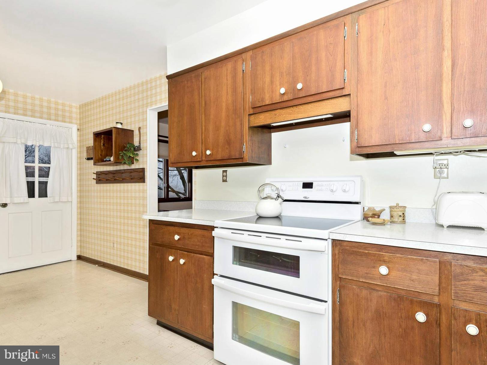 13250 Penn Shop Road Mount Airy, MD 21771 - Photo 13 of 30 Kitchen
