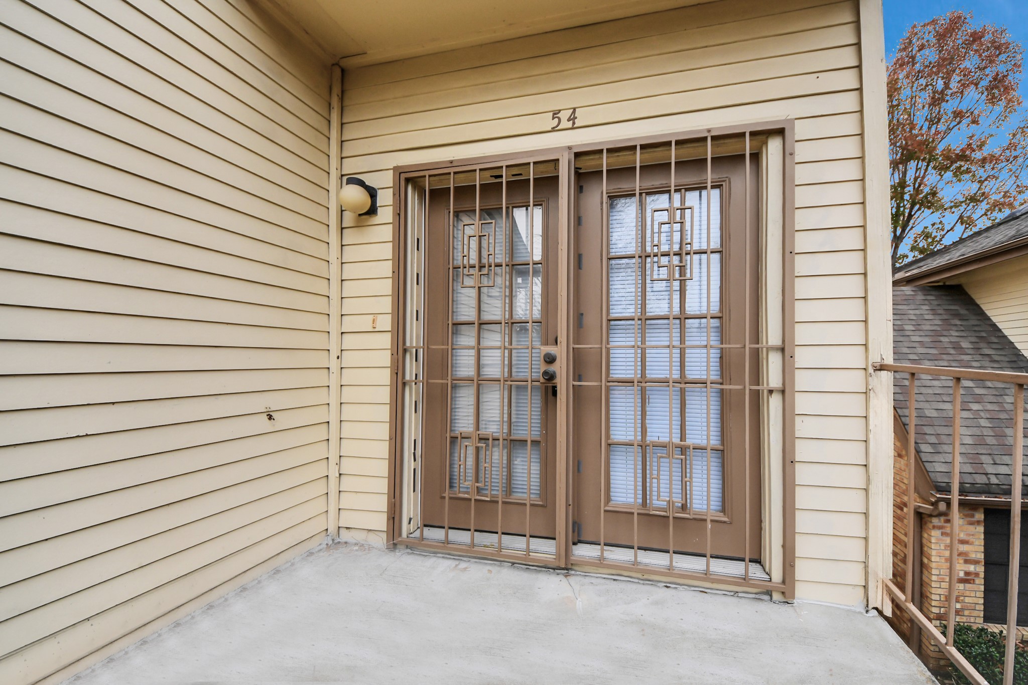 2425 Holly Hall Street, Unit C54 Houston, TX 77054 - Photo 17 of 24 a view of front door