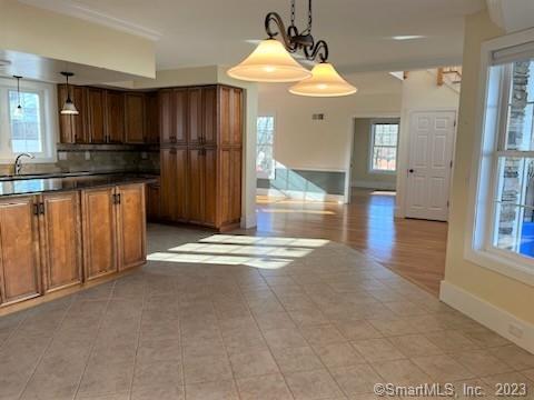 462 Main Street Cromwell, CT 06416 - Photo 10 of 40