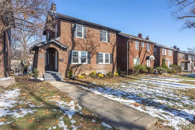 $359,000 | 6715 Chamberlain Avenue, St. Louis, MO 63130