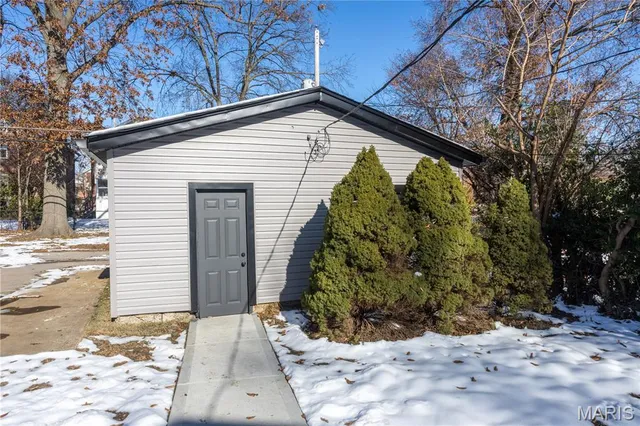 $359,000 | 6715 Chamberlain Avenue, St. Louis, MO 63130