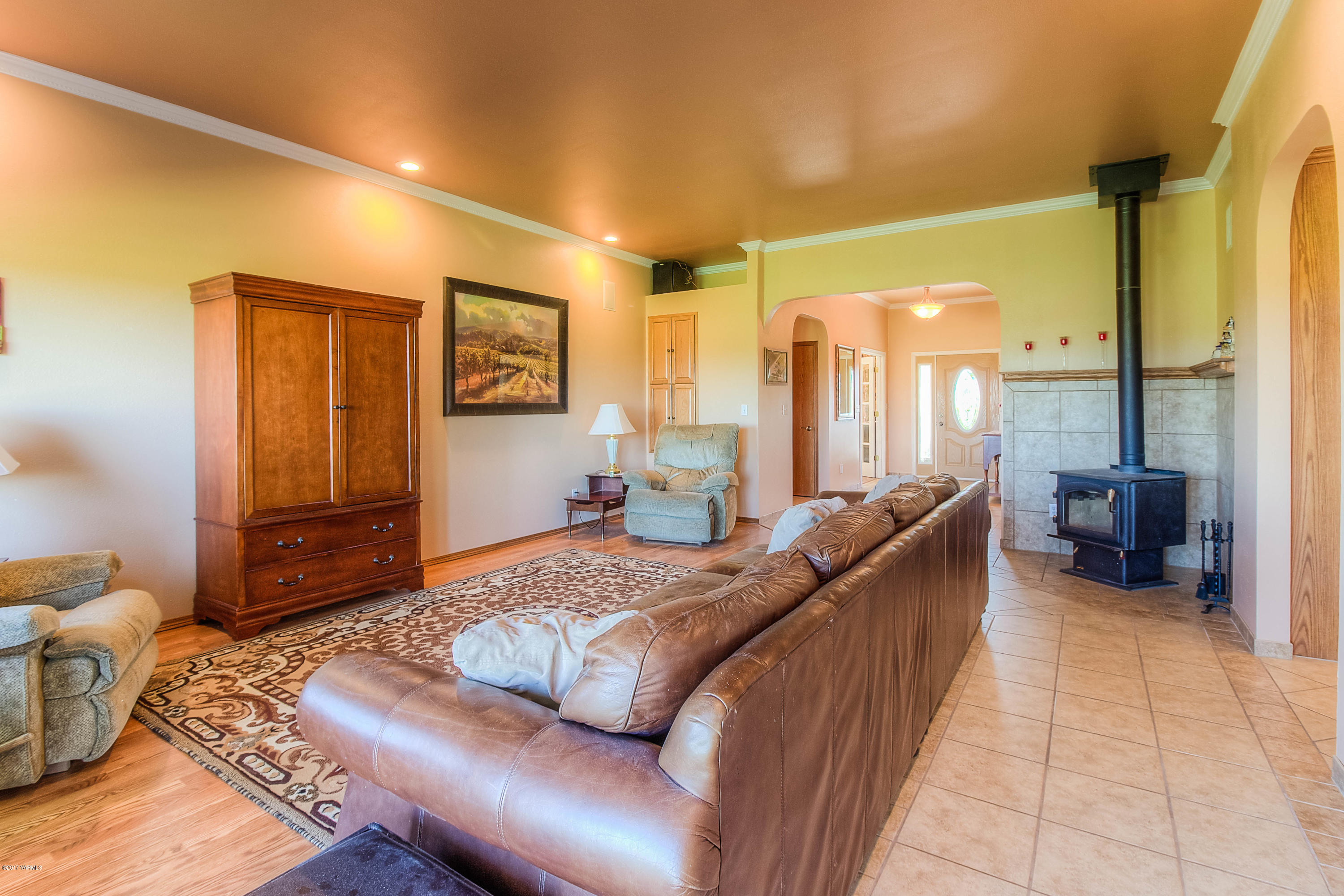 765 Lowry Road Outlook, WA 98938 - Photo 11 of 31 a bedroom with furniture and a large window