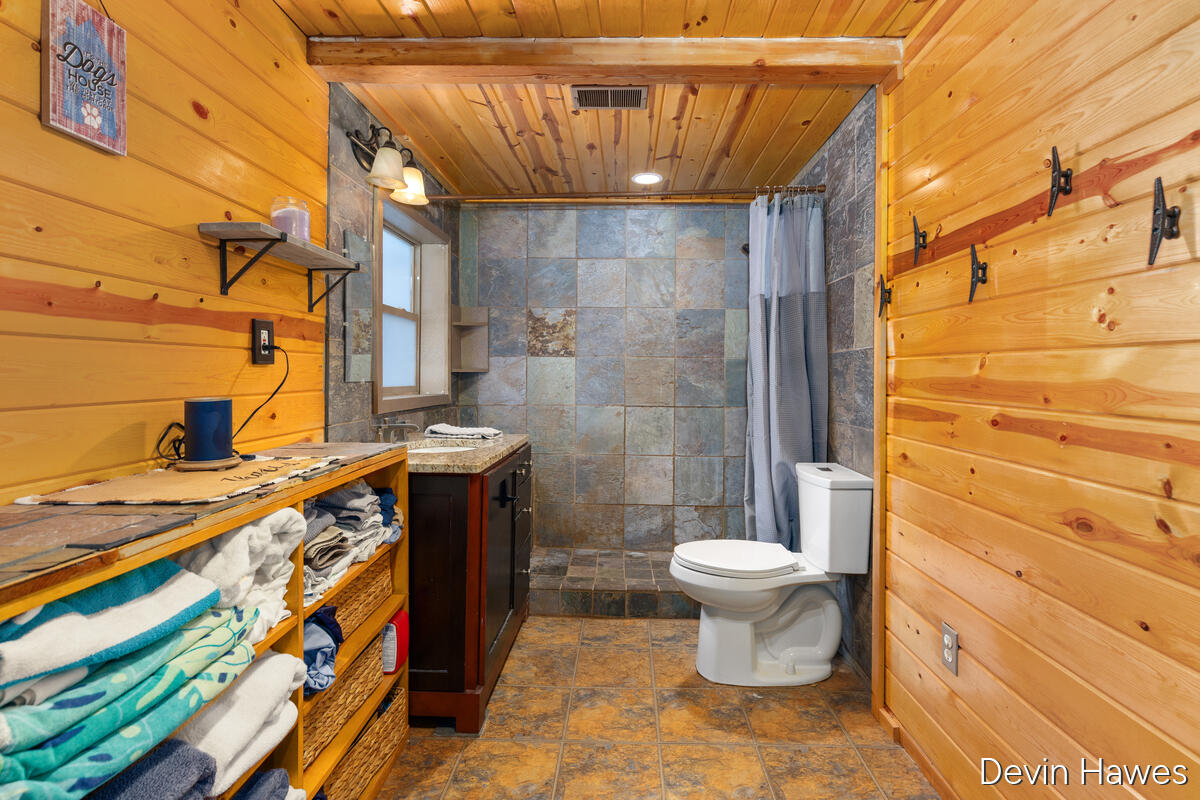 259 Ivason Drive Stanton, MI 48888 - Photo 12 of 30 259-Ivason_009