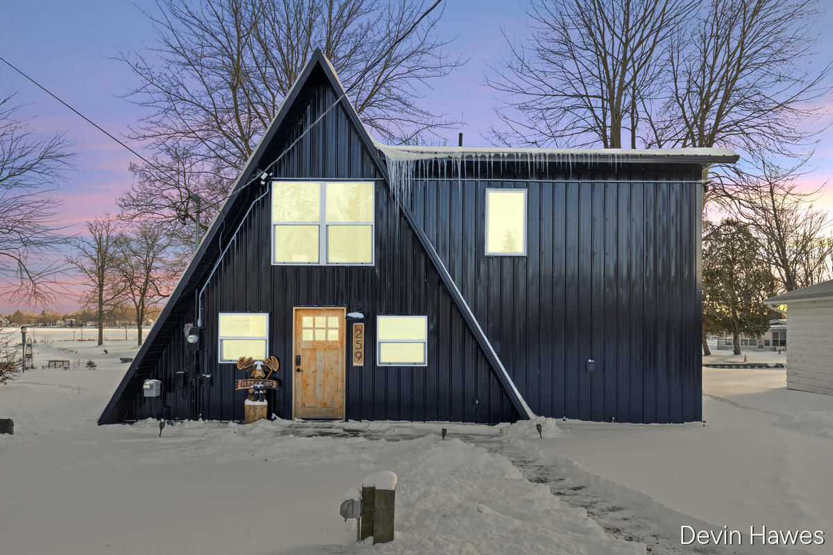 259 Ivason Drive Stanton, MI 48888 - Photo 2 of 30 259-Ivason_001