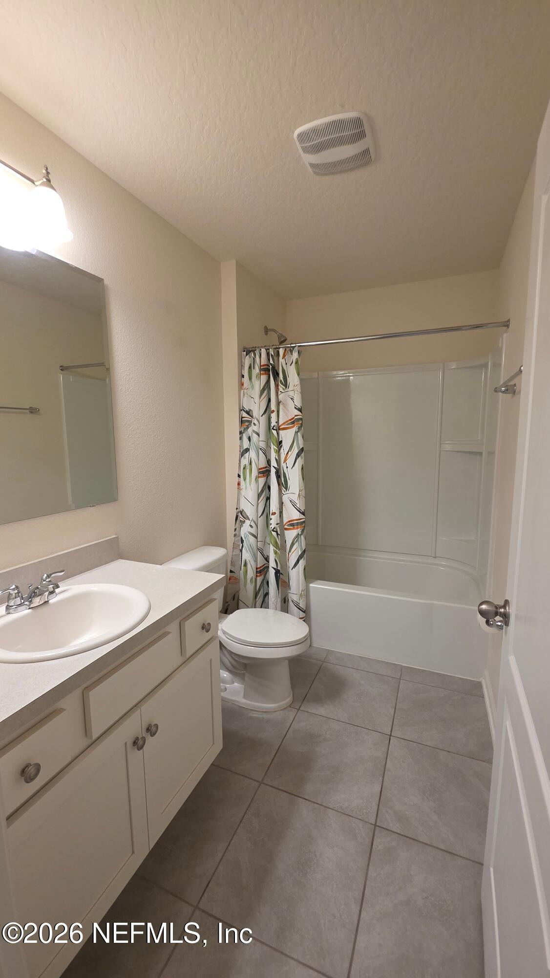 70 Oakleaf Way Palm Coast, FL 32137 - Photo 24 of 31 2nd bath