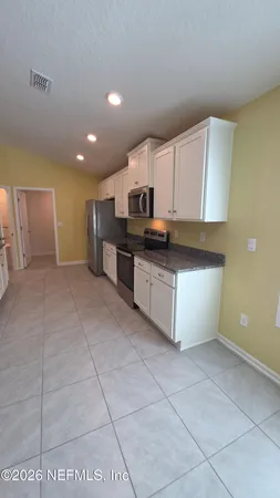 $3,300 | 70 Oakleaf Way, Palm Coast, FL 32137