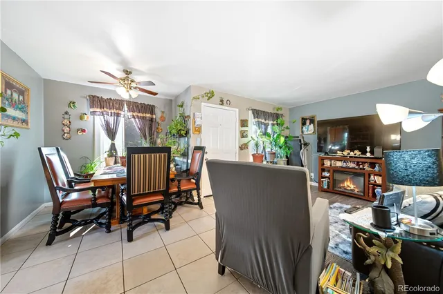 a living room filled with furniture
