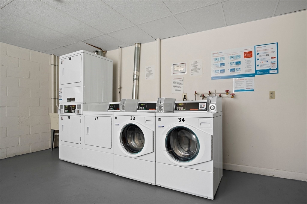 45 Jacqueline Road, Unit 9 Waltham, MA 02452 - Photo 16 of 32