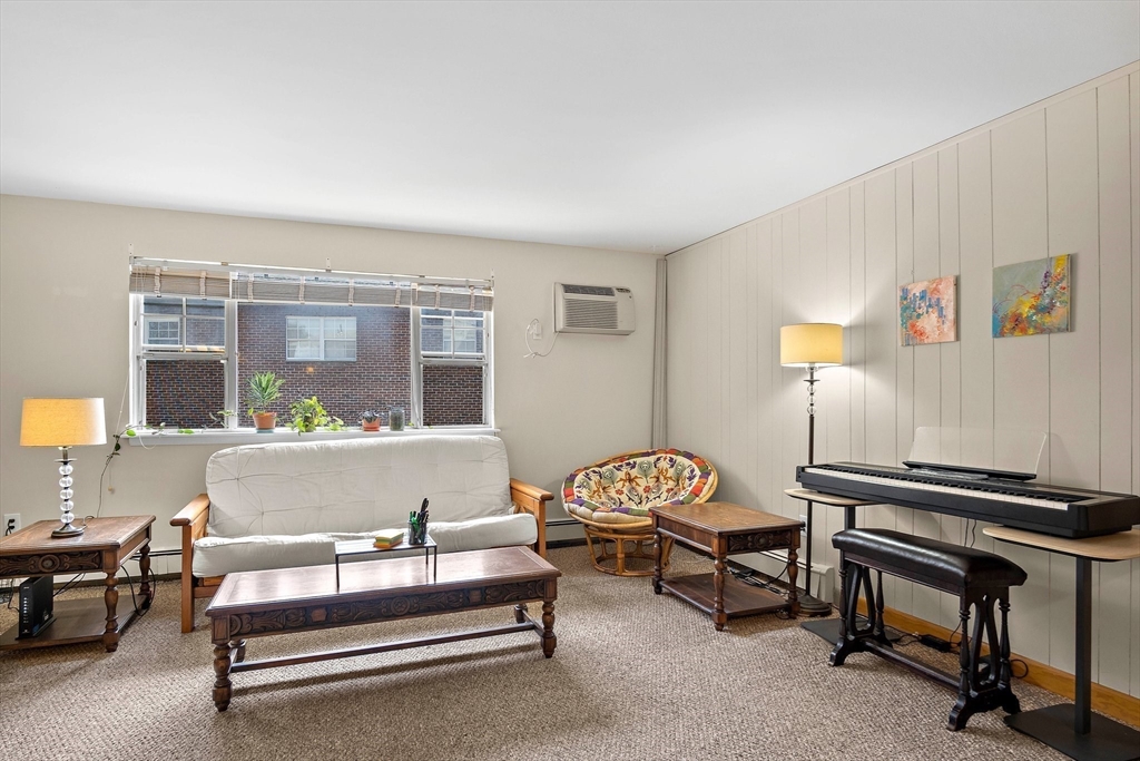 45 Jacqueline Road, Unit 9 Waltham, MA 02452 - Photo 5 of 32