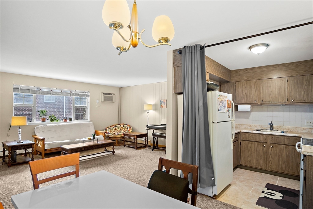 45 Jacqueline Road, Unit 9 Waltham, MA 02452 - Photo 10 of 32