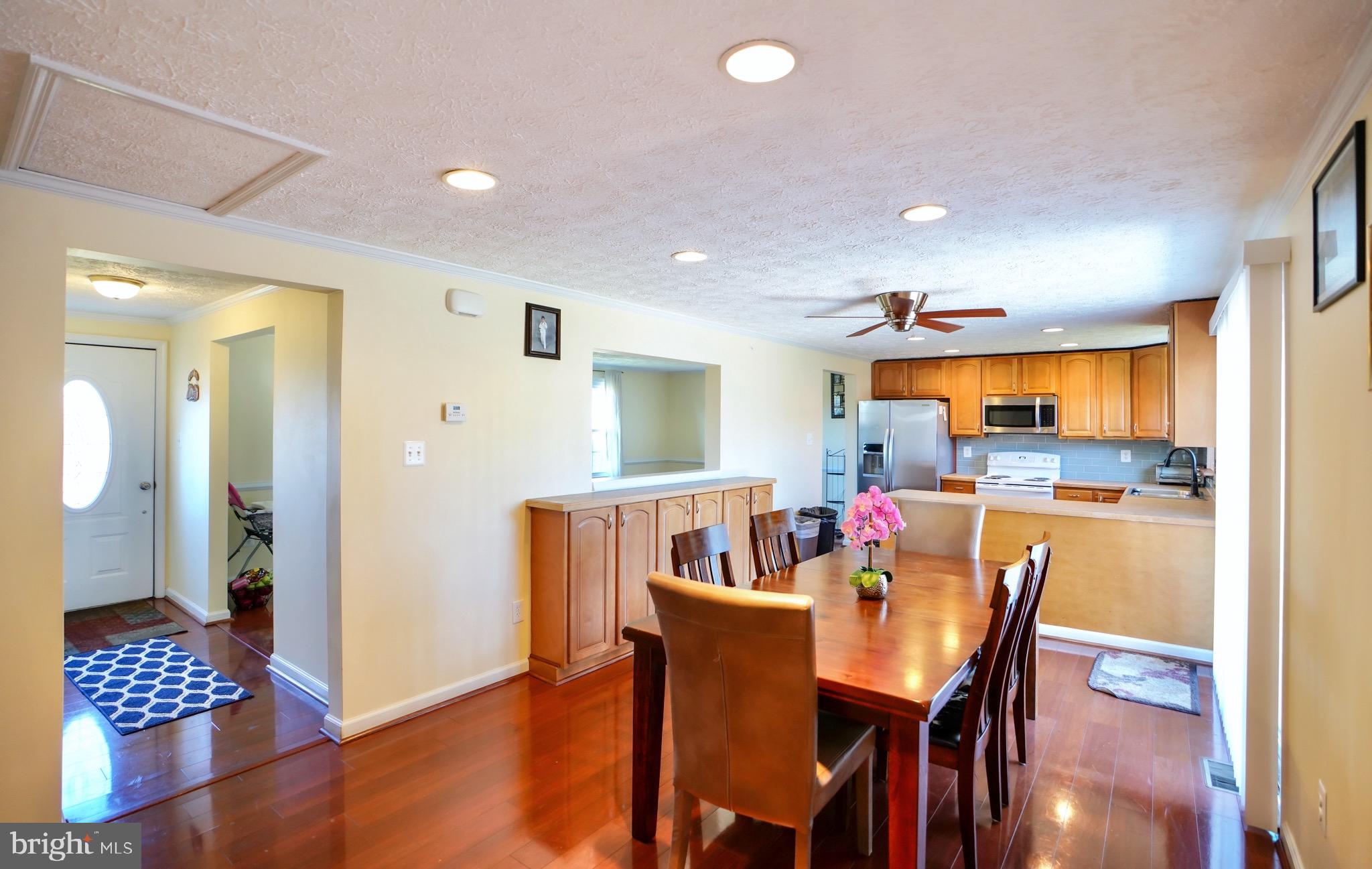 8721 Weems Road Manassas, VA 20110 - Photo 12 of 38 Gallery Image 12
