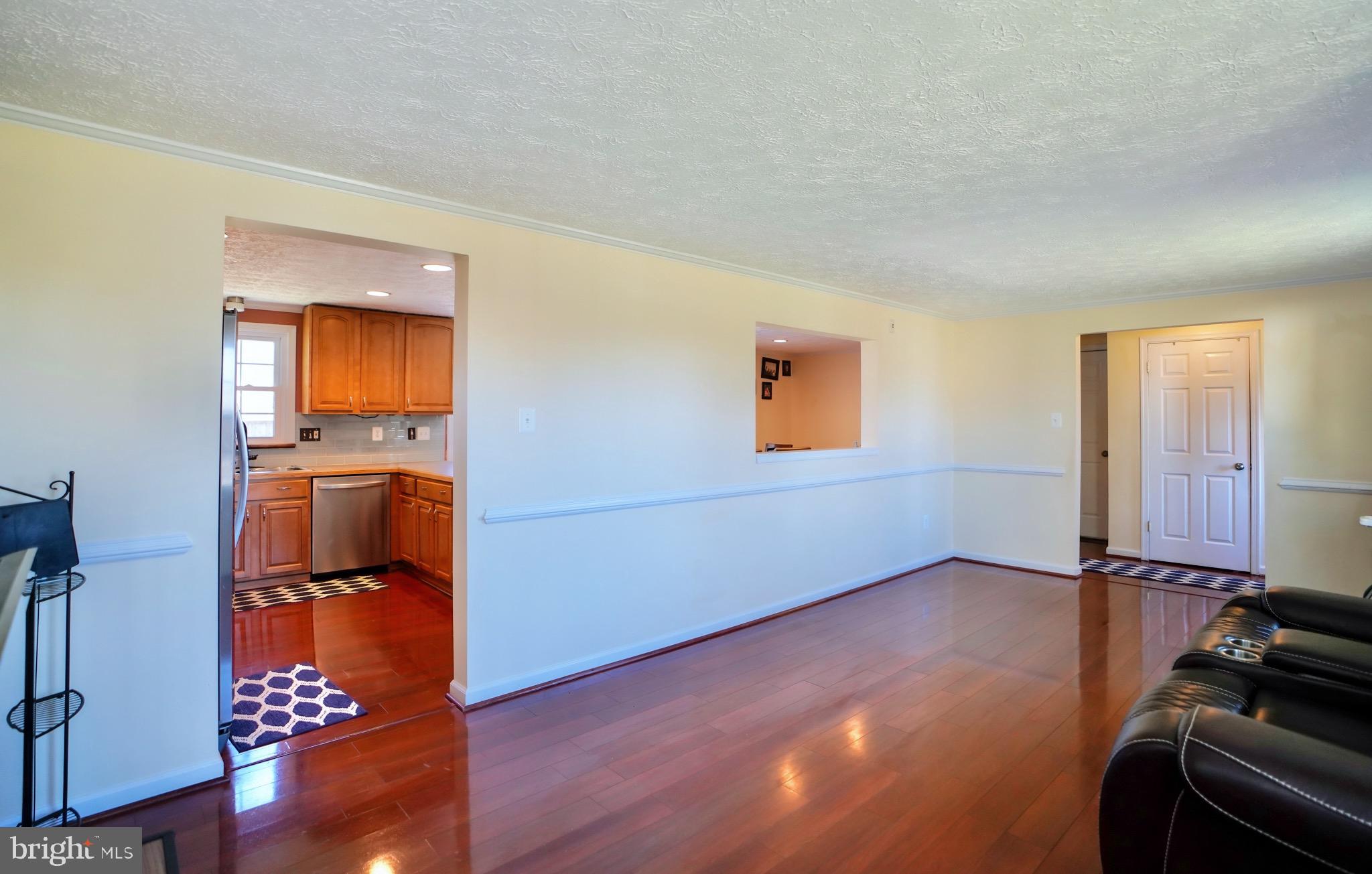 8721 Weems Road Manassas, VA 20110 - Photo 14 of 38 Gallery Image 14
