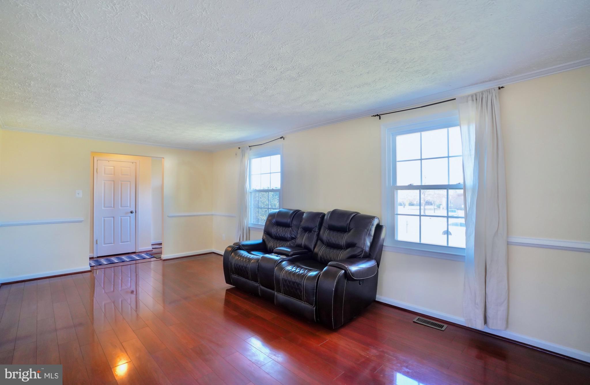 8721 Weems Road Manassas, VA 20110 - Photo 32 of 38 Gallery Image 32
