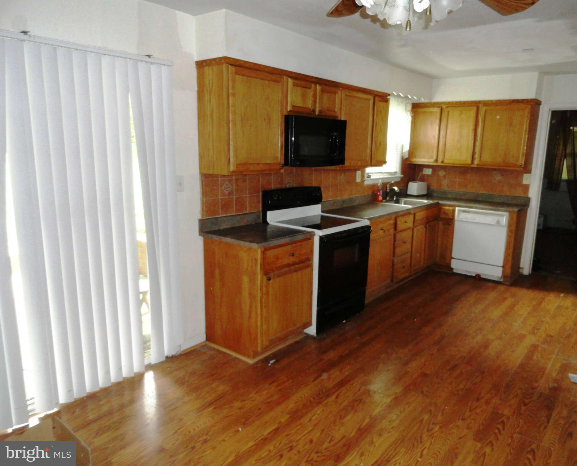 5914 Berwyn Road Berwyn Heights, MD 20740 - Photo 3 of 11 Kitchen