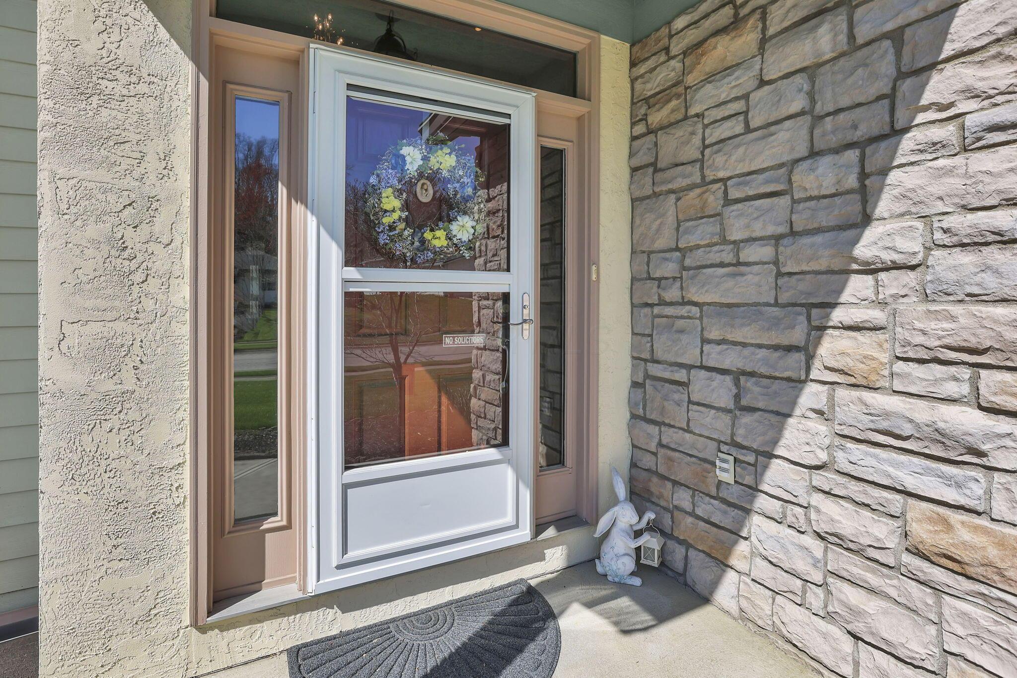 665 Cherrington Road Westerville, OH 43081 - Photo 5 of 60 7-web-or-mls-G02A4576