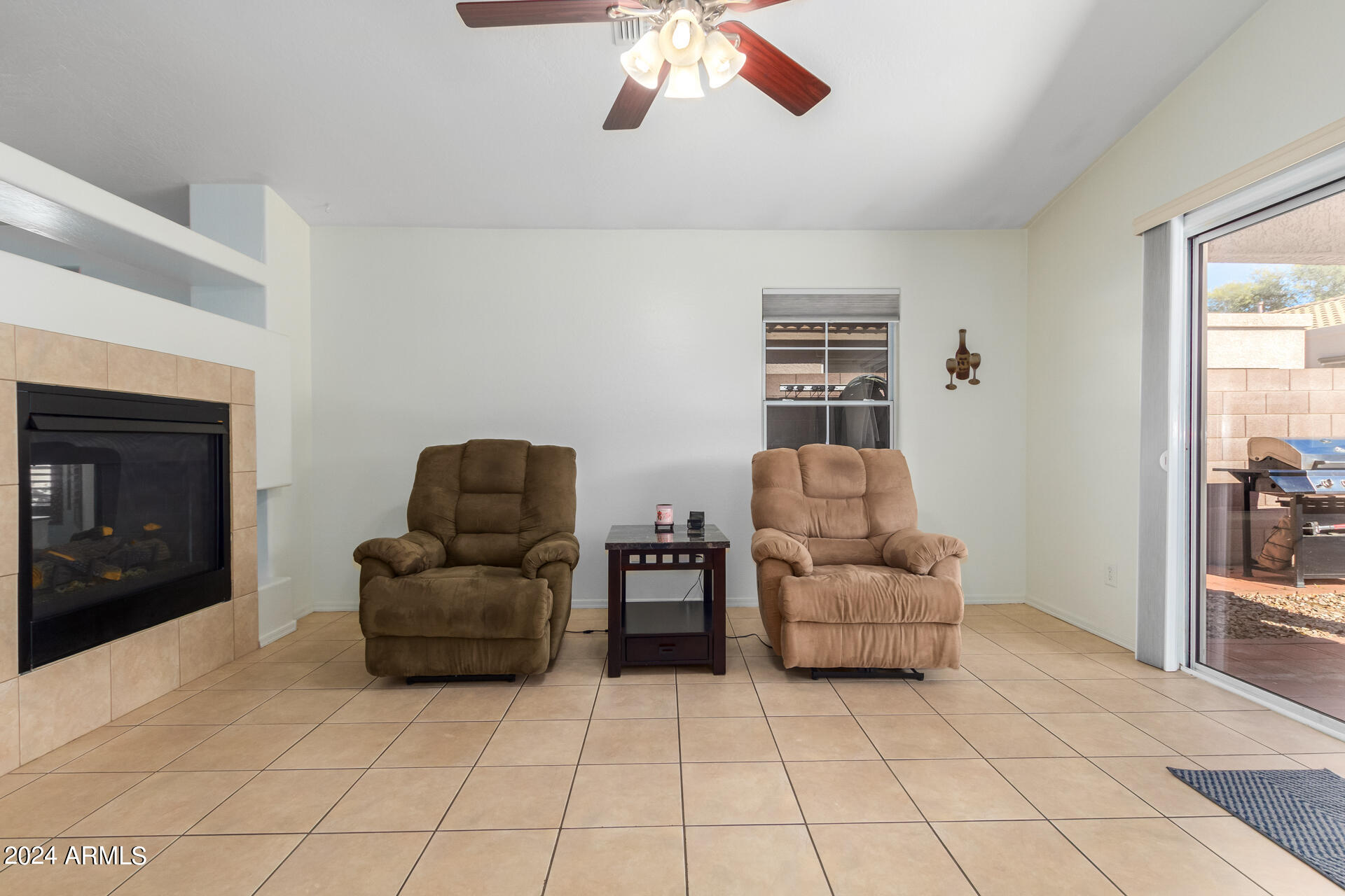 1629 North Seton Mesa, AZ 85205 - Photo 6 of 22 08 - Seton