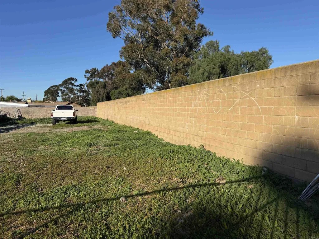 0 Ocean View San Diego, CA 92113 - Photo 9 of 11 a view of a field with an outdoor space