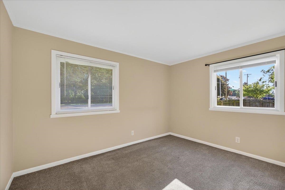 3735 Highcrest Road Rockford, IL 61107 - Photo 18 of 31
