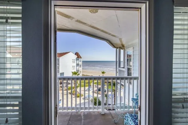 $310,499 | 10811 Termini-San Luis Pass Road, Unit 1314, Galveston, TX 77554