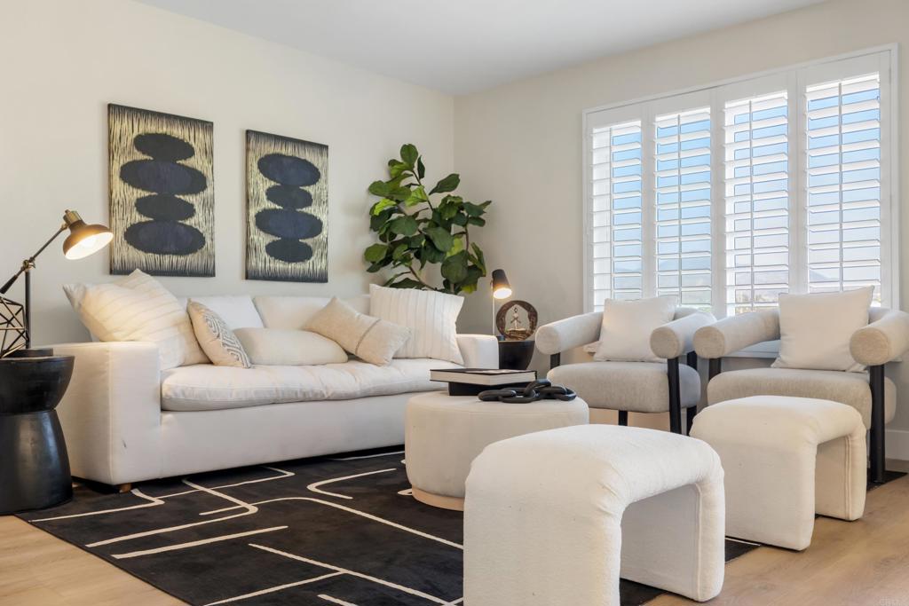 575 Otay Lakes Road, Unit 48 Chula Vista, CA 91913 - Photo 15 of 50 Living Room