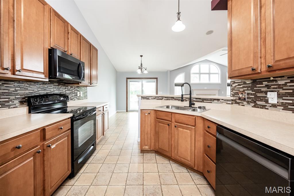 1129 Gulfstream Way Mascoutah, IL 62258 - Photo 11 of 27