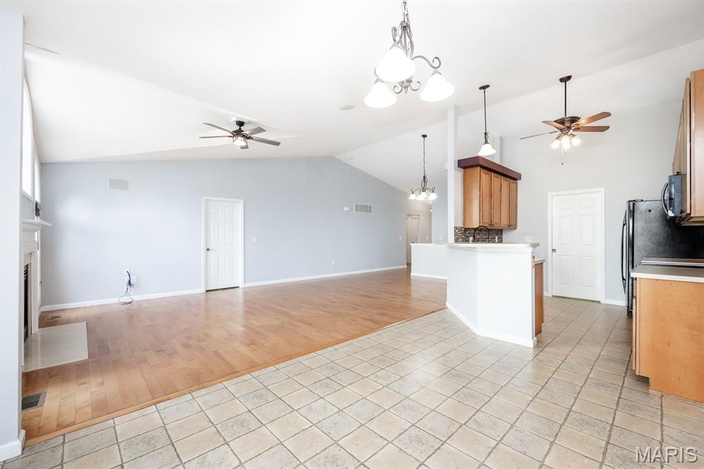 1129 Gulfstream Way Mascoutah, IL 62258 - Photo 13 of 27