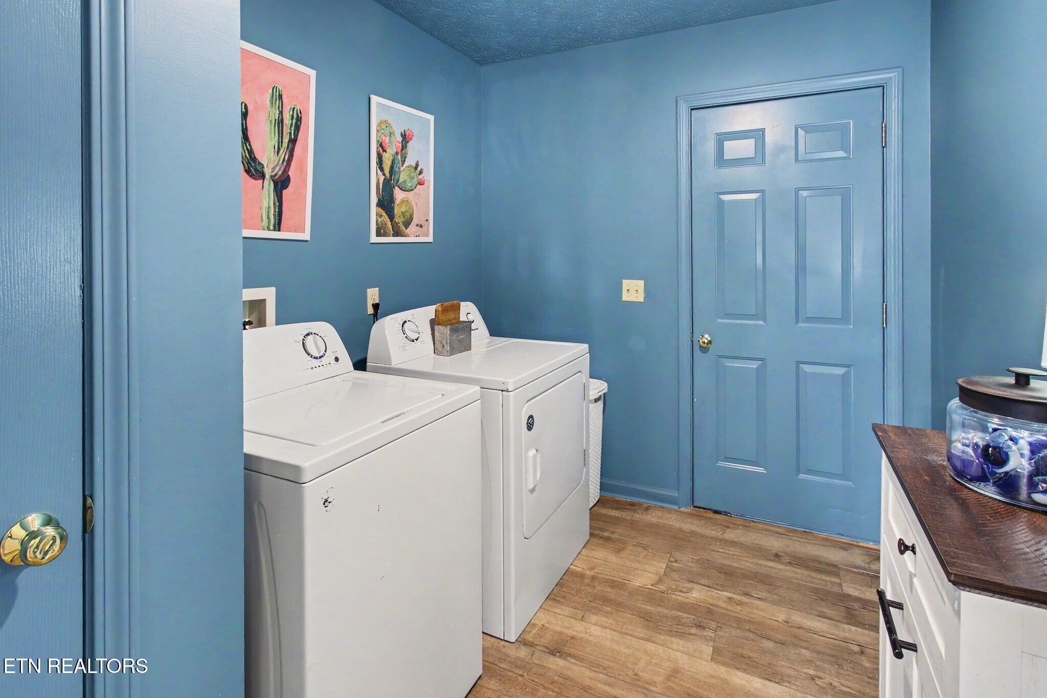 3909 Tuckaleechee Pike Maryville, TN 37804 - Photo 28 of 41 Laundry