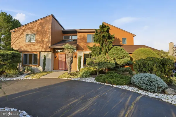 $899,000 | 7 Candace Court, Richboro, PA 18954