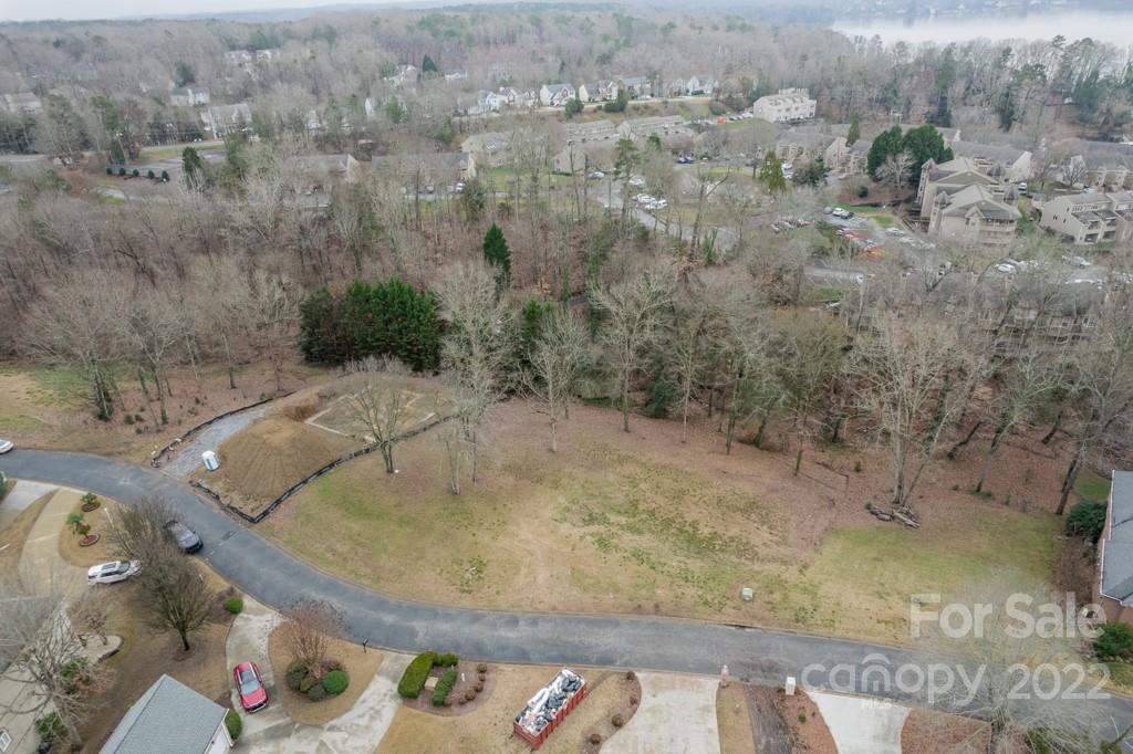 14007 Point Lookout Road Charlotte, NC 28278 - Photo 8 of 19 a view of outdoor space