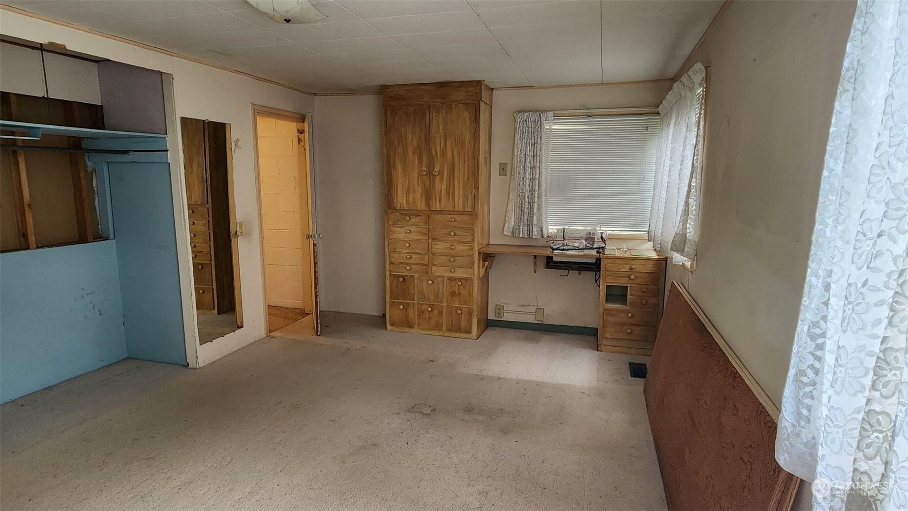 229 Rogers Road Chehalis, WA 98532 - Photo 18 of 21 a view of an empty room with kitchen