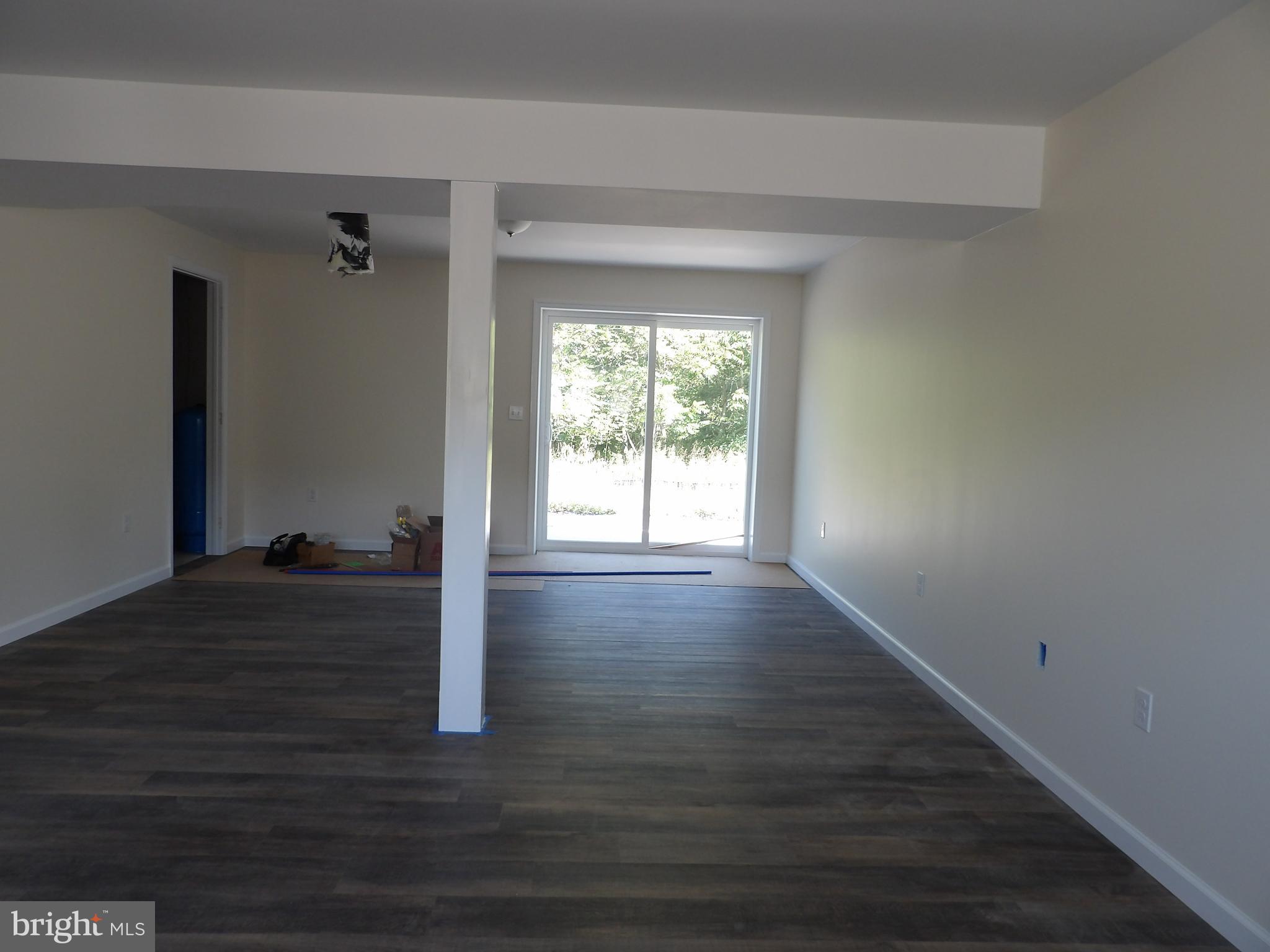 27 Long Stretch Road Pine Grove, PA 17963 - Photo 13 of 34 Family Room,Patio door