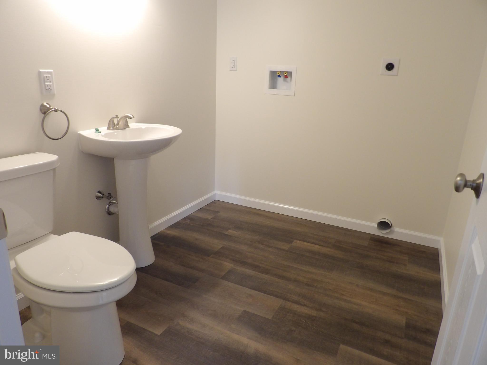 27 Long Stretch Road Pine Grove, PA 17963 - Photo 15 of 34 Laundry room and 1/2 bath