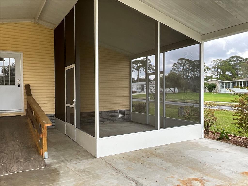 116 Traders Cove Boulevard DeBary, FL 32713 - Photo 10 of 60 a view of a balcony