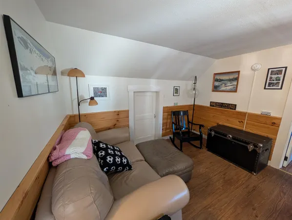 $1,495 | 73 A Highland Street, Plymouth, NH 03264