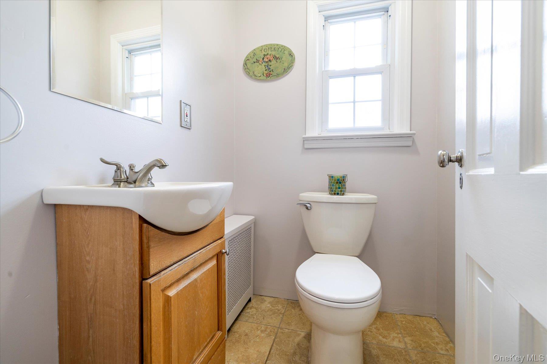 41 Hart Street Lynbrook, NY 11563 - Photo 15 of 30