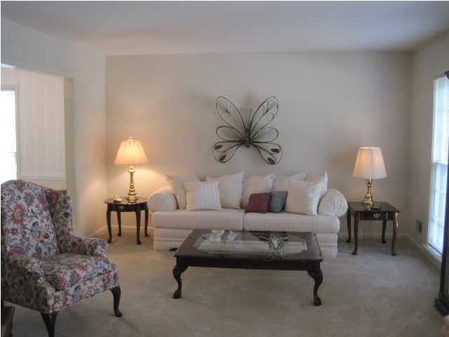 11104 Finchley Road Louisville, KY 40243 - Photo 3 of 22 Additional Photo