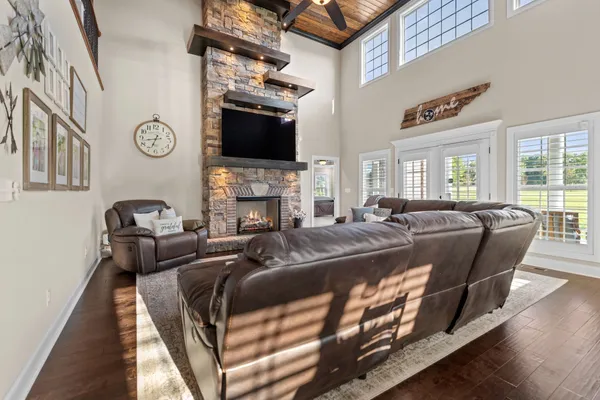 $839,000 | 251 Old Shelbyville Highway, Tullahoma, TN 37388