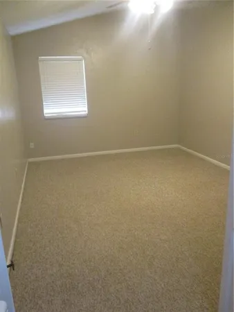 $2,150 | 1120 Southwest 19th Place, Gainesville, FL 32601