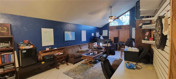 $2,150 | 1120 Southwest 19th Place, Gainesville, FL 32601