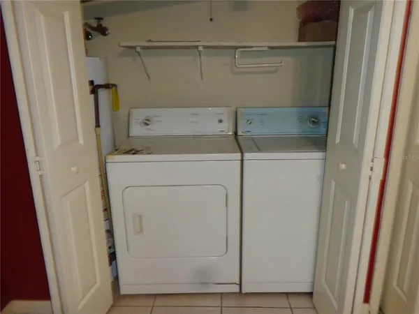 $2,150 | 1120 Southwest 19th Place, Gainesville, FL 32601