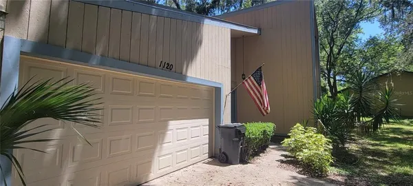 $2,150 | 1120 Southwest 19th Place, Gainesville, FL 32601