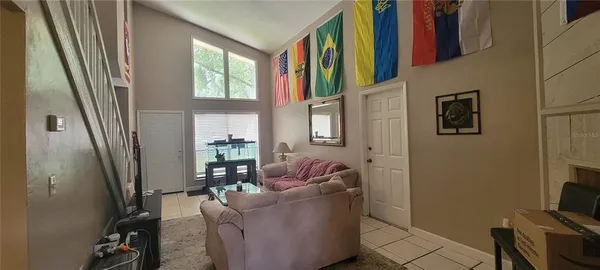 $2,150 | 1120 Southwest 19th Place, Gainesville, FL 32601