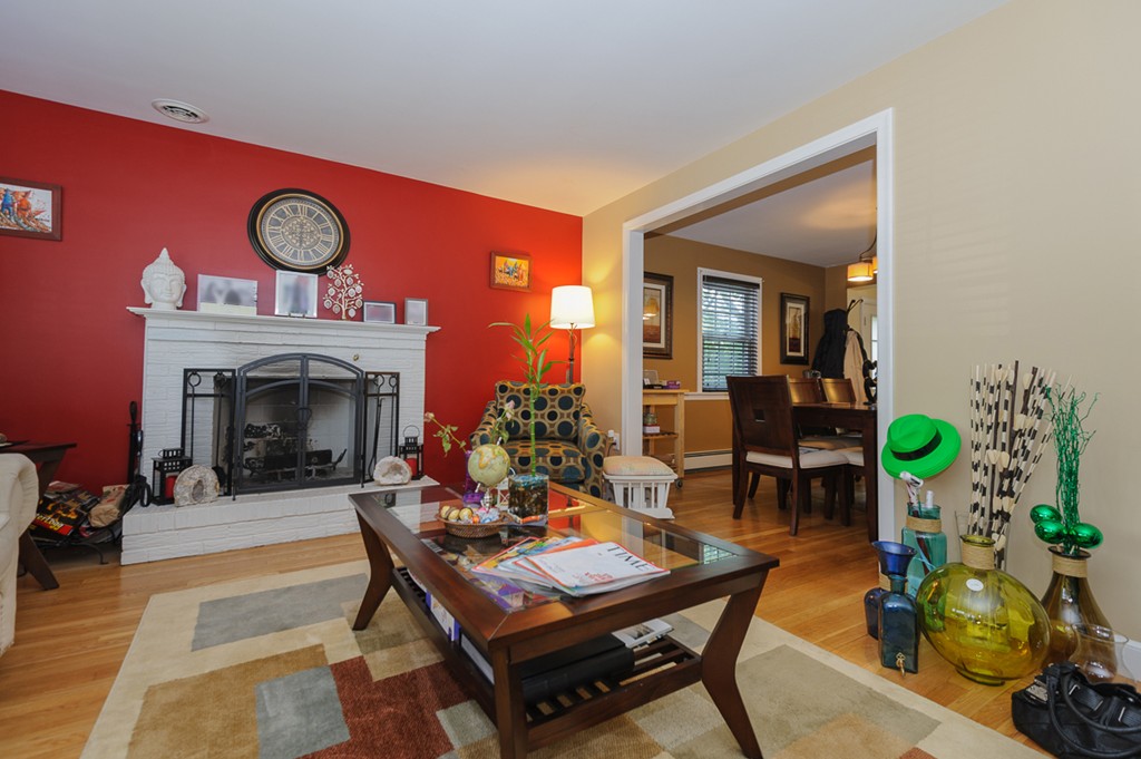 133 Rosemary Road Dedham, MA 02026 - Photo 3 of 24 Gallery Image 3