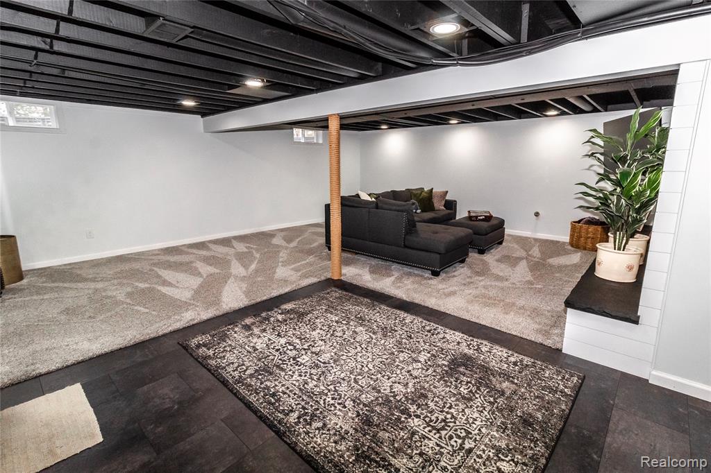 2238 Farnsworth Road Lapeer, MI 48446 - Photo 25 of 31 Gallery Image 25