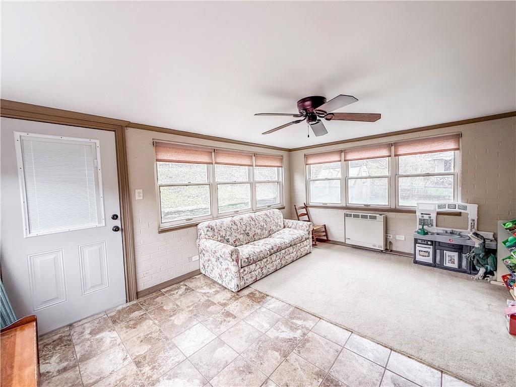 3921 Edge Road Pittsburgh, PA 15227 - Photo 11 of 36