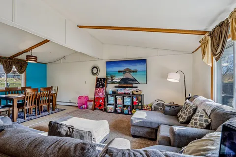 $270,000 | 1526 Manor Drive, Janesville, WI 53548